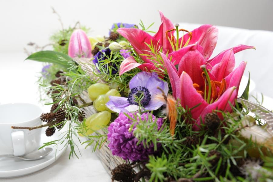 Blumen Kamm Inh. Friedrich Peter Kamm Tischdeko mit Früchten 2 | Blumen Kamm